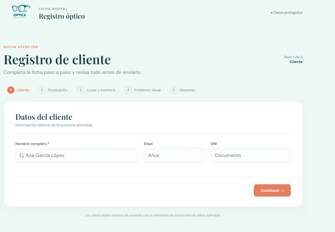 Interfaz de registro de cliente de Óptica Angelina, con formulario vacío y navegación por pasos
