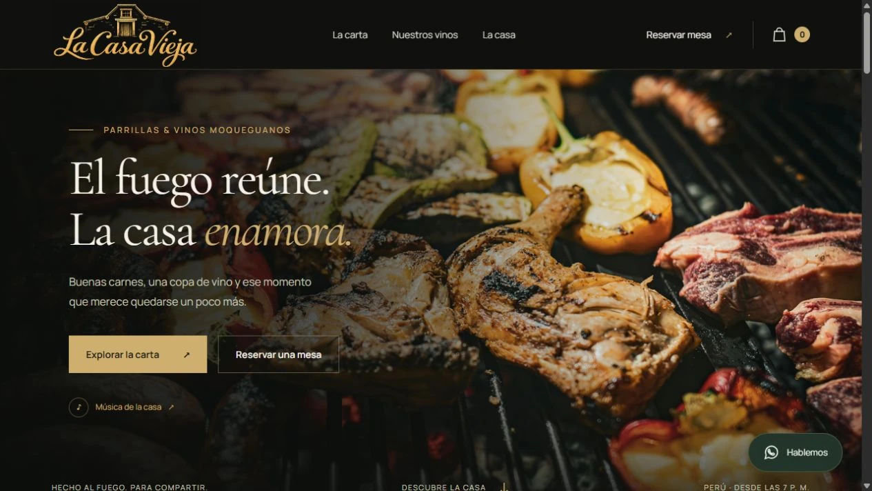 Portada del restaurante La Casa Vieja con su logotipo actual, parrillas y acceso a la carta
